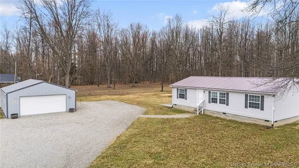 $179,900 | 3716 North Christie Road, Austin, IN 47102