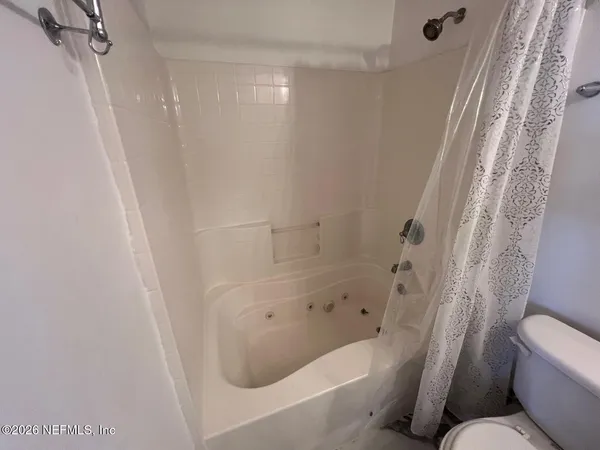 $240,000 | 7110 Newman Lake Court, Jacksonville, FL 32222