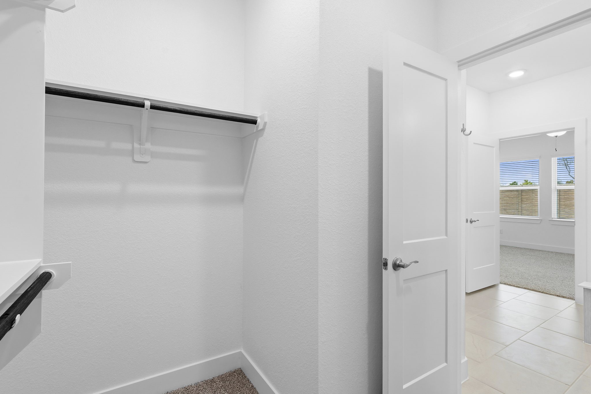 5251 Celestial Court Rosharon, TX 77583 - Photo 27 of 46 a view of bathroom