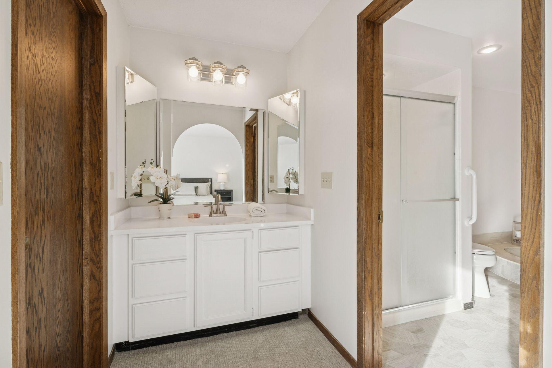 6066 Blake Ridge Road Edina, MN 55436 - Photo 14 of 39