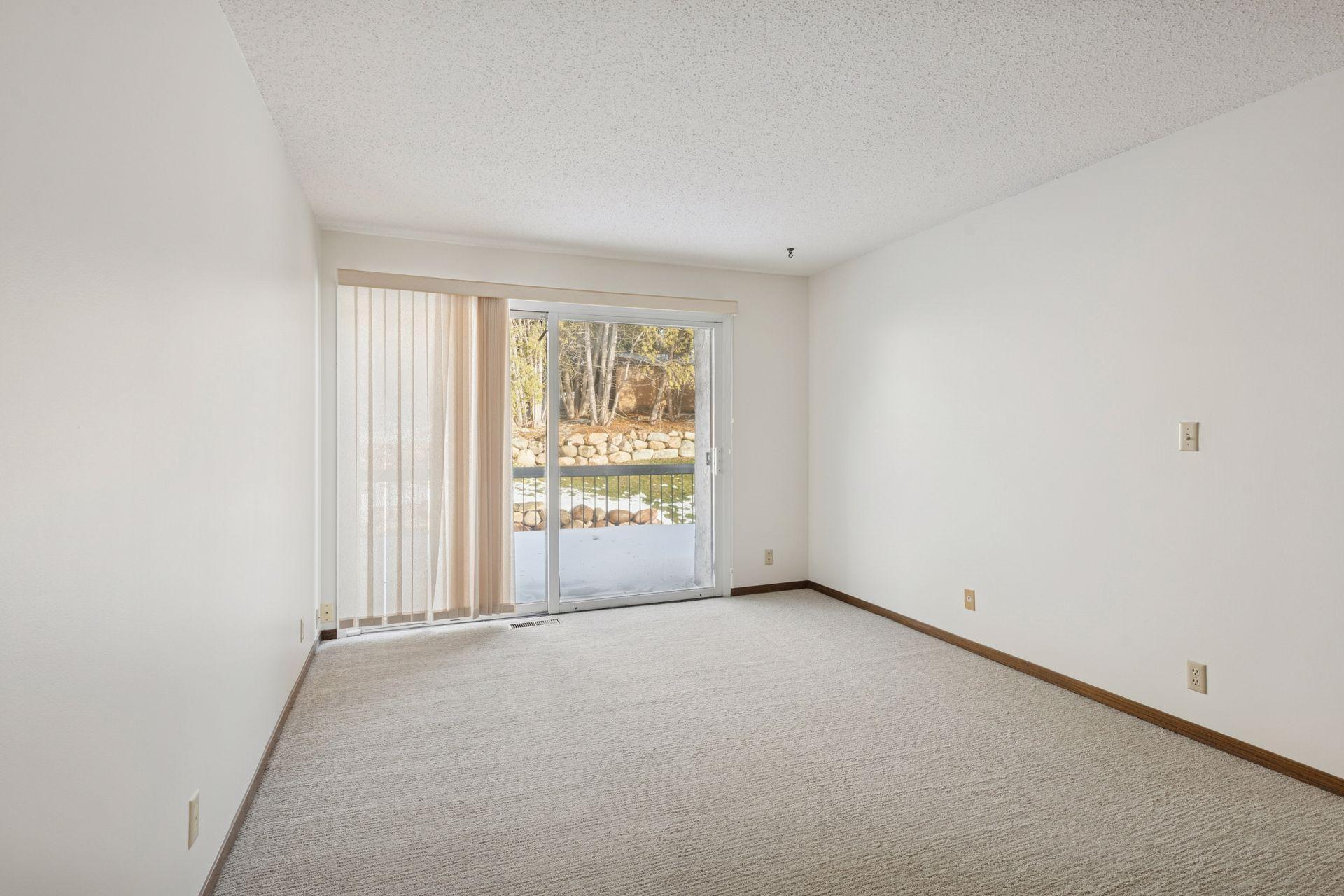 6066 Blake Ridge Road Edina, MN 55436 - Photo 19 of 39