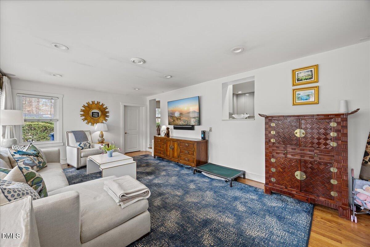 4317 Yadkin Drive Raleigh, NC 27609 - Photo 17 of 33 17-2A1A4950