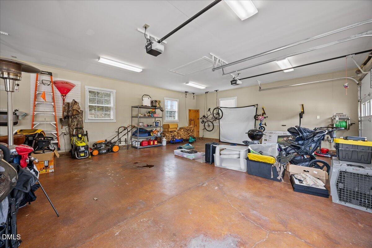 4317 Yadkin Drive Raleigh, NC 27609 - Photo 31 of 33 33-2A1A4997