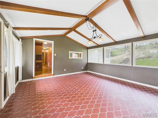 $269,000 | 11289 Business Highway, Dexter, MO 63841