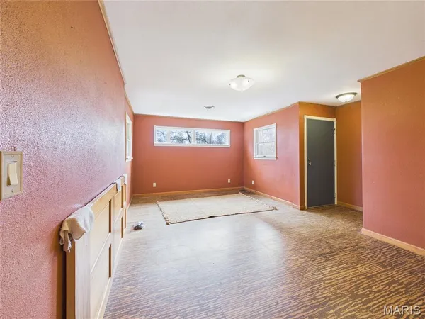 $269,000 | 11289 Business Highway, Dexter, MO 63841