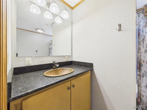 $269,000 | 11289 Business Highway, Dexter, MO 63841