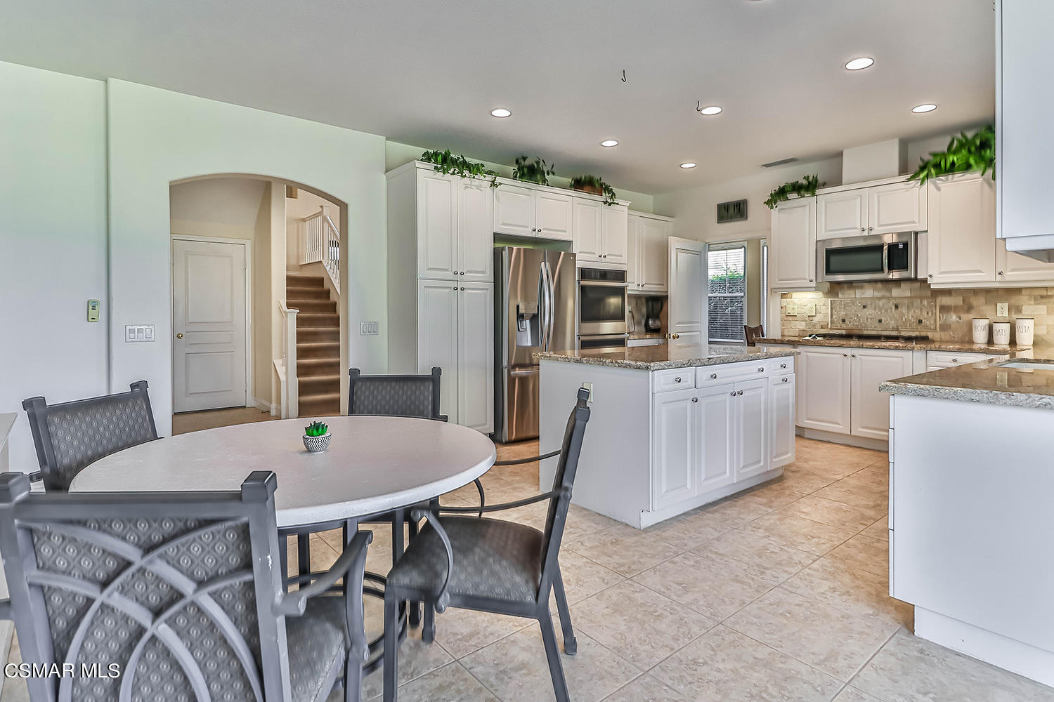 136 Laurel Ridge Drive Simi Valley, CA 93065 - Photo 14 of 73 eKitchen1