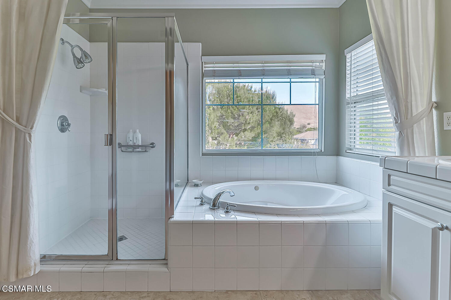 136 Laurel Ridge Drive Simi Valley, CA 93065 - Photo 45 of 73 nMain Bedroom Suite7