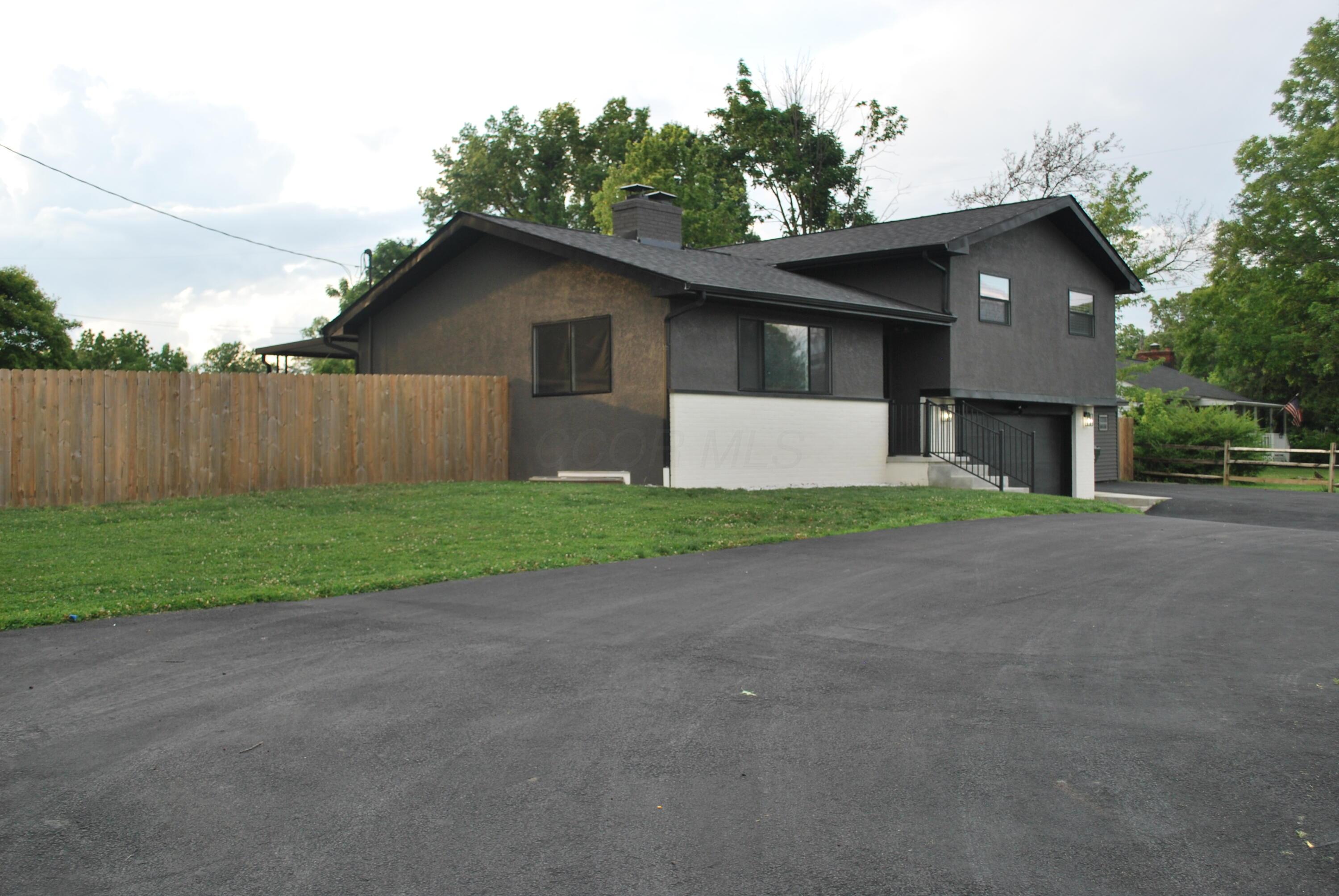 7404 Worthington Road Westerville, OH 43082 - Photo 2 of 32 Front