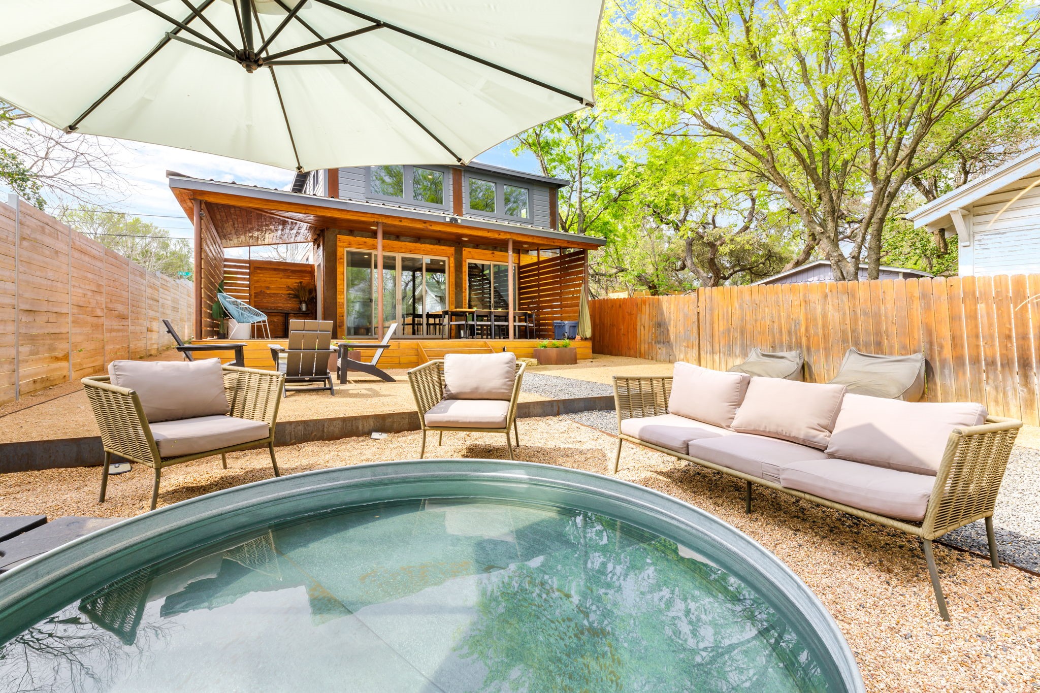 207 Lessin Lane Austin, TX 78704 - Photo 1 of 1 Gallery Image 1