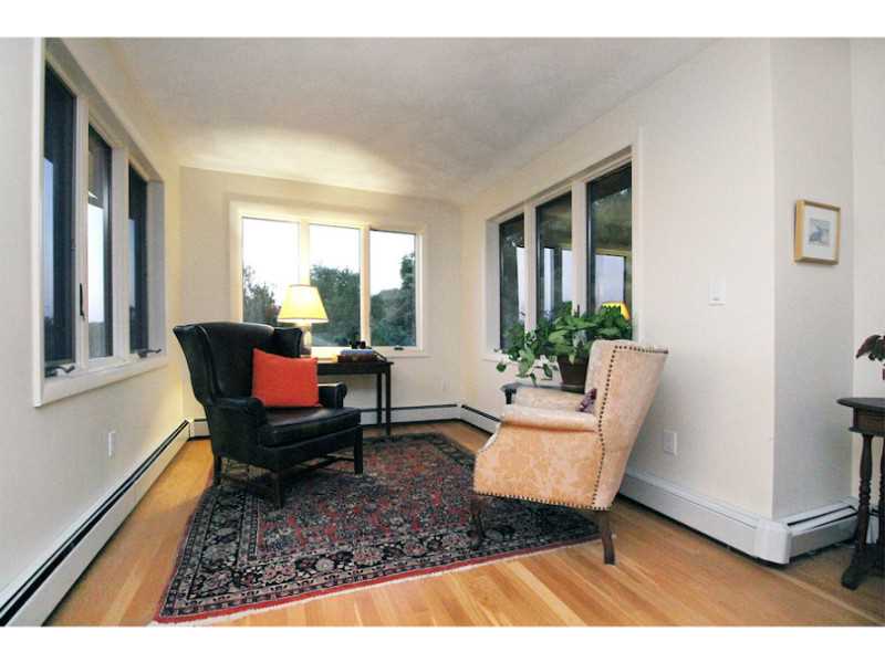 223 Lepes Road Portsmouth, RI 02871 - Photo 17 of 25 Living Room.