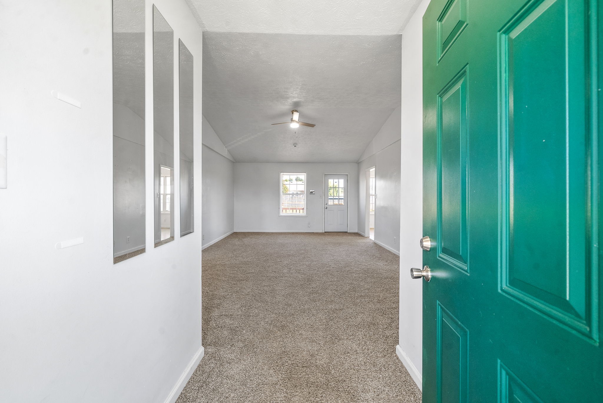 100 Karen Court Oak Grove, KY 42262 - Photo 2 of 11 a view of livingroom and window