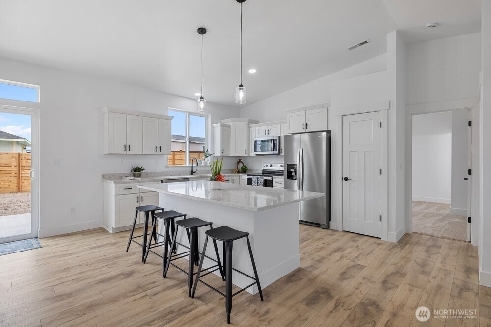 334 Spring Circle Mattawa, WA 99349 - Photo 7 of 40