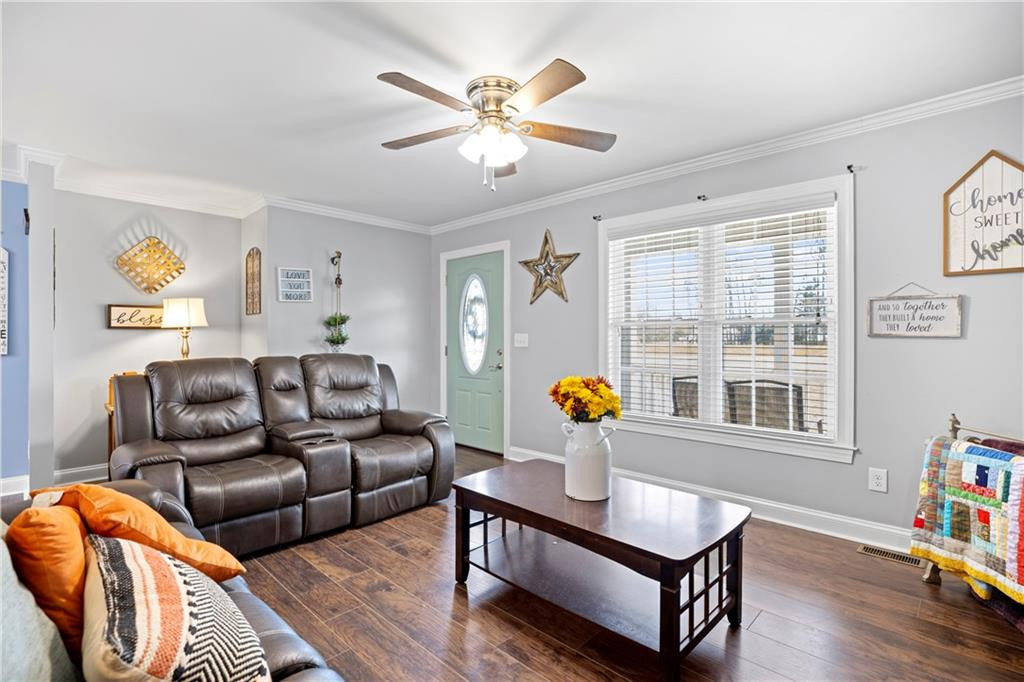 4532 Burch Bridge Road Burlington, NC 27217 - Photo 4 of 21 Gallery Image 4
