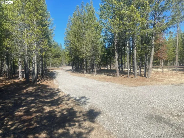 $310,000 | 124357 Adell Court, Crescent Lake, OR 97733