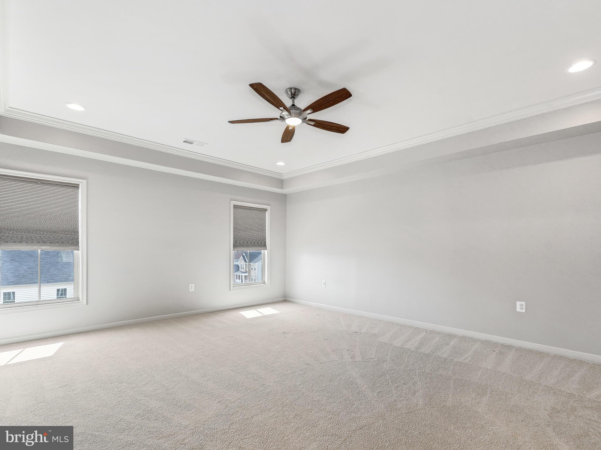 42173 Castle Ridge Square Ashburn, VA 20148 - Photo 15 of 28 Bath (Master)