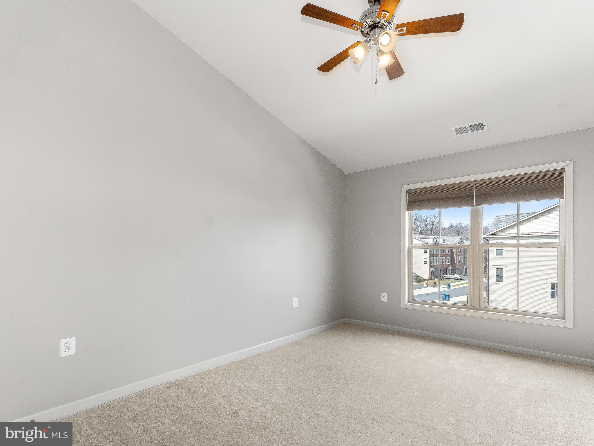 42173 Castle Ridge Square Ashburn, VA 20148 - Photo 19 of 28 Bedroom