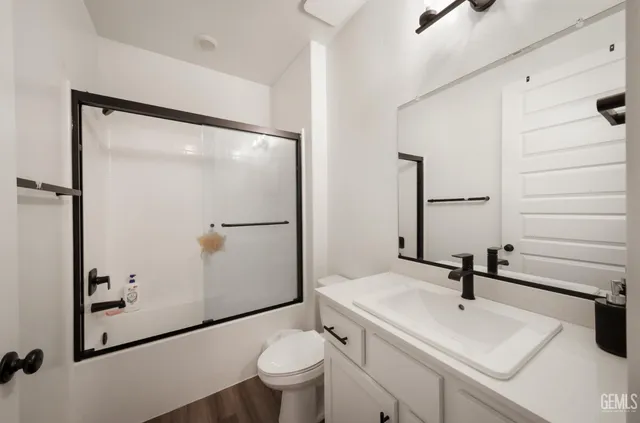 $515,000 | Undisclosed Address, Bakersfield, CA 93313