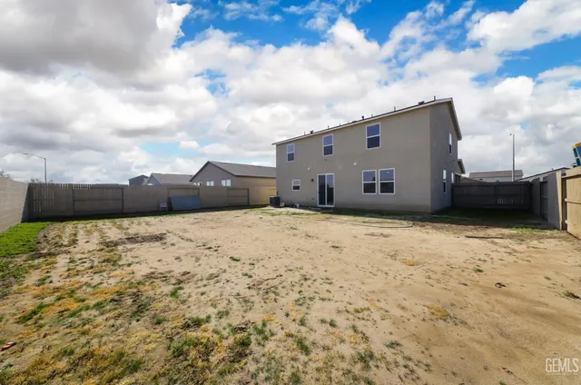 $515,000 | Undisclosed Address, Bakersfield, CA 93313
