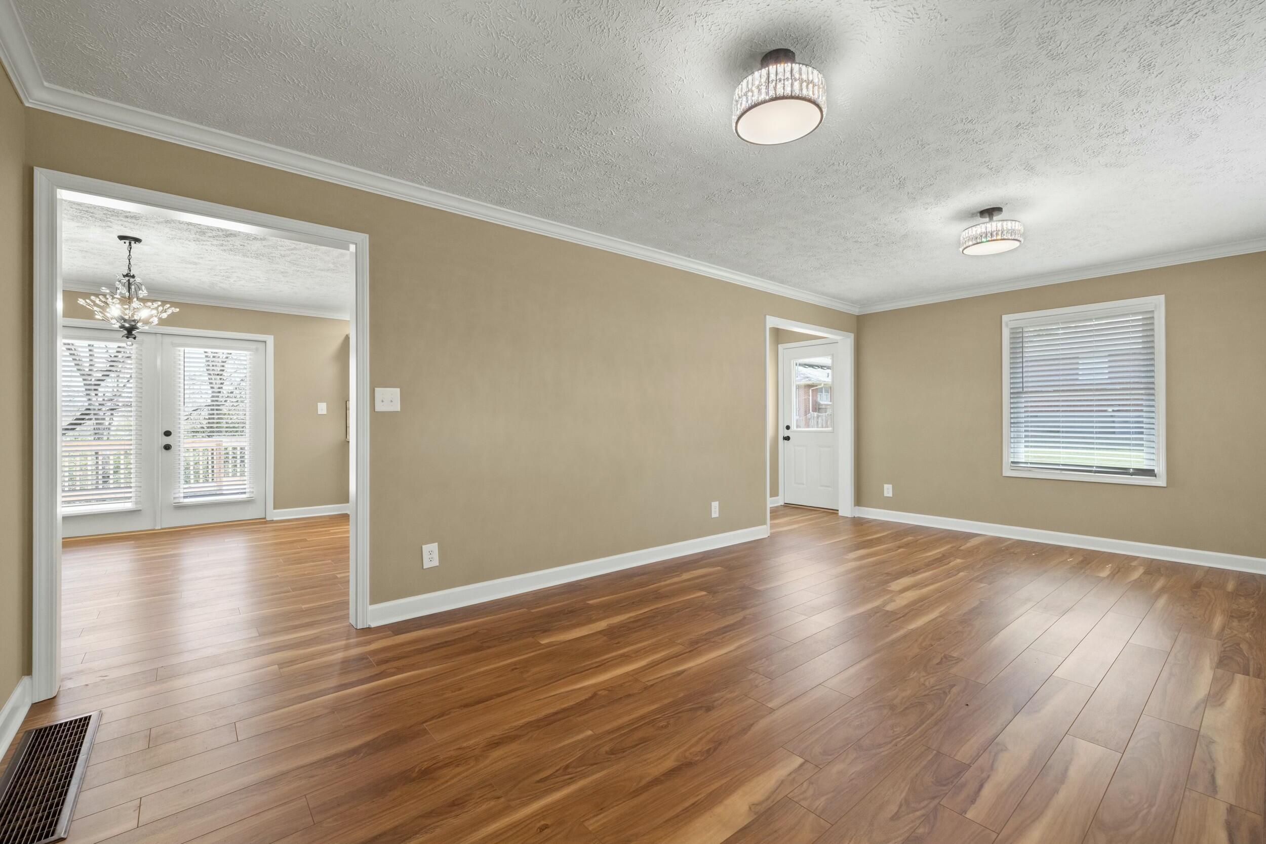 204 Valley Road Danville, KY 40422 - Photo 4 of 36 tempImage1nqEnU