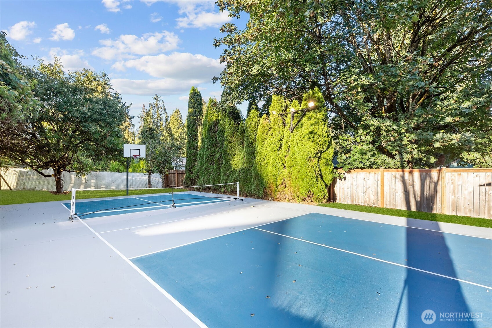 21316 188th Avenue Southeast Renton, WA 98058 - Photo 28 of 40 a view of a tennis court
