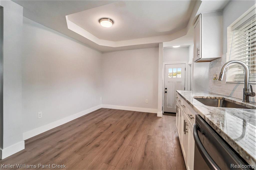 11096 East 10 Mile Road Warren, MI 48089 - Photo 12 of 31