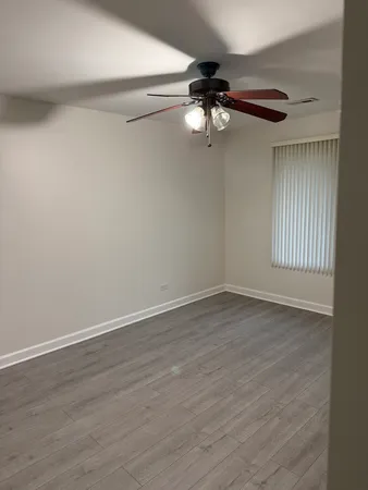 $2,185 | 7040 Remington Court, Unit 204, Woodridge, IL 60517