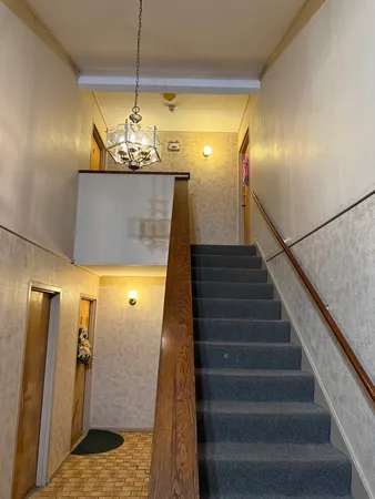 $2,185 | 7040 Remington Court, Unit 204, Woodridge, IL 60517