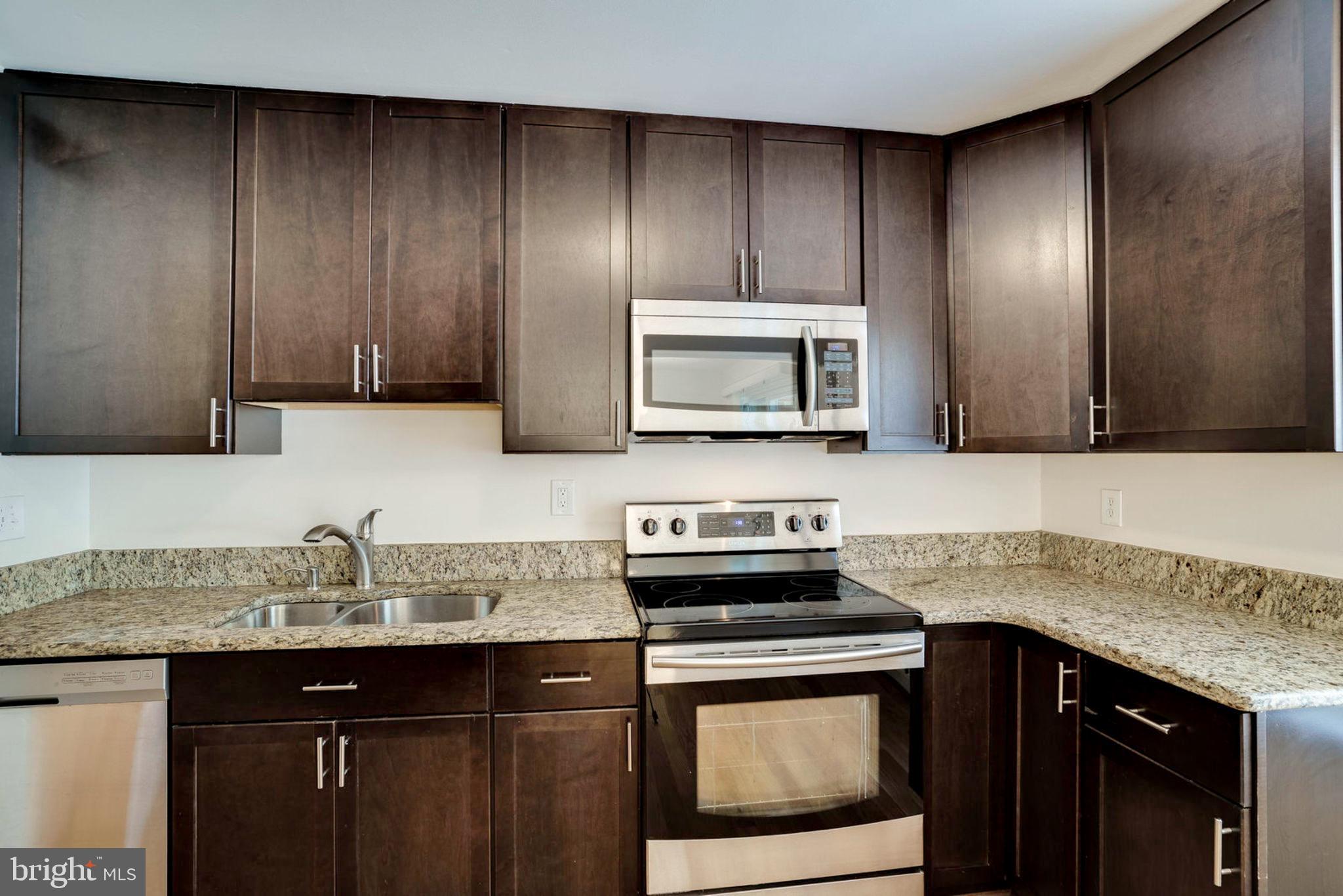 8453 Brainerd Court Springfield, VA 22153 - Photo 14 of 37 Updated Kitchen