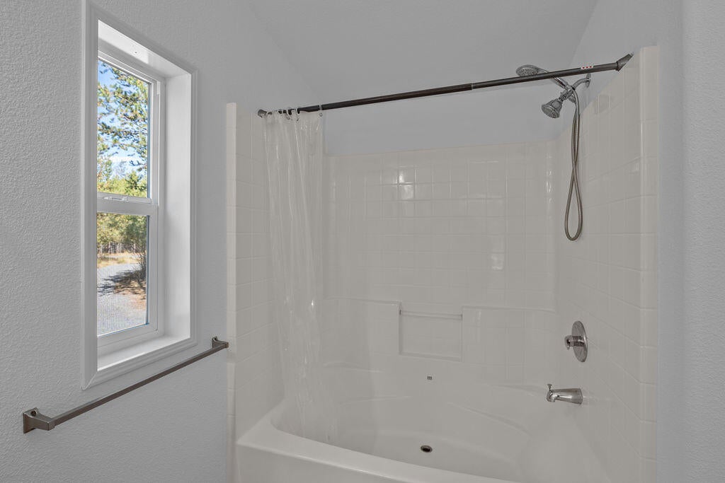 55053 Tamarack Road Bend, OR 97707 - Photo 22 of 41 22