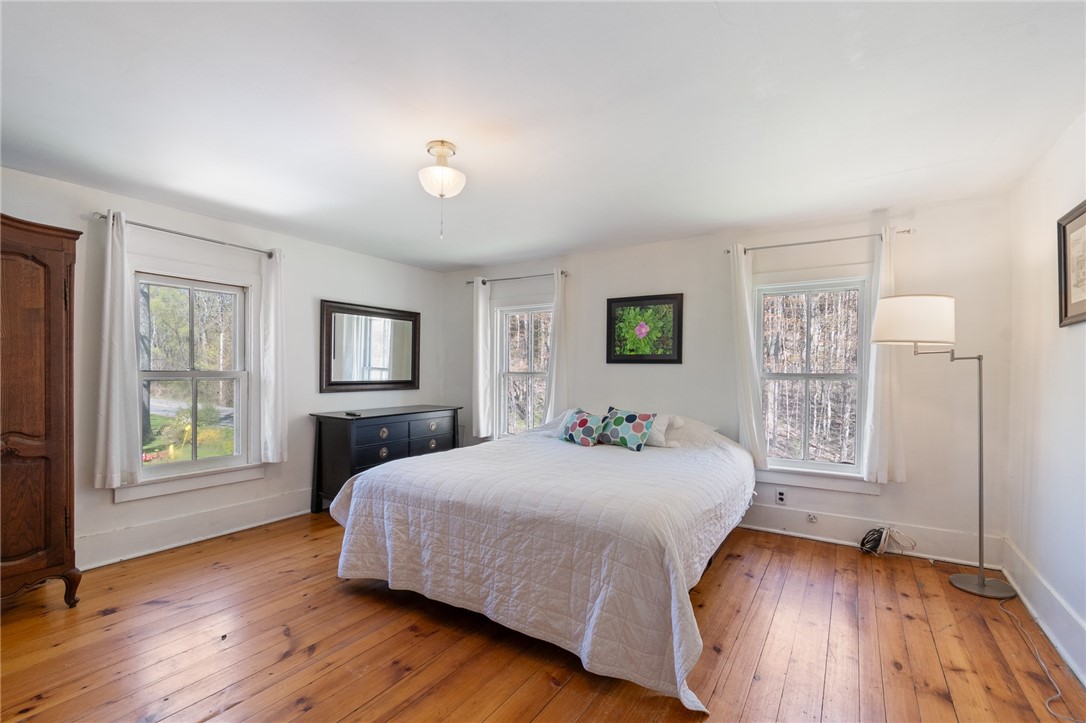 4427 Boynton Road Walworth, NY 14568 - Photo 24 of 49 Check out the vintage flooring!
