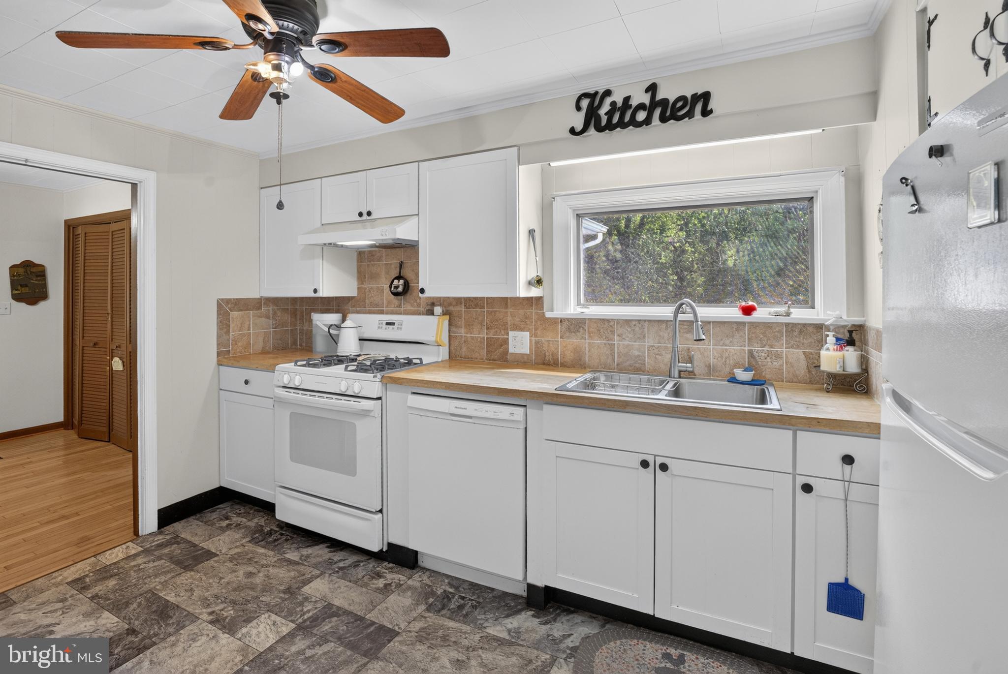3223 Lawsonia Road Crisfield, MD 21817 - Photo 12 of 30 Gallery Image 12