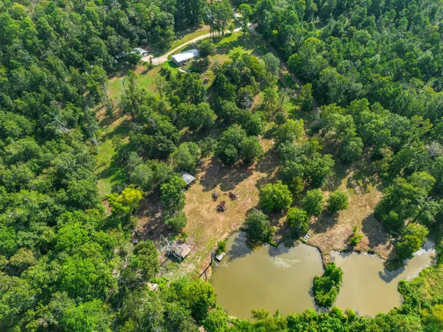 $450,000 | 18 Arrowhead Drive, Huntsville, TX 77320