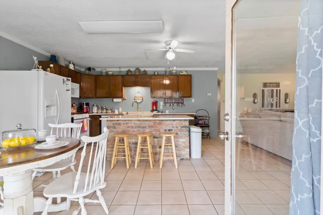 $450,000 | 18 Arrowhead Drive, Huntsville, TX 77320