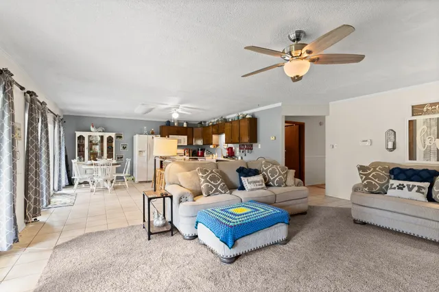 $450,000 | 18 Arrowhead Drive, Huntsville, TX 77320