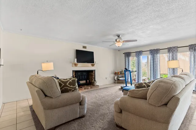 $450,000 | 18 Arrowhead Drive, Huntsville, TX 77320