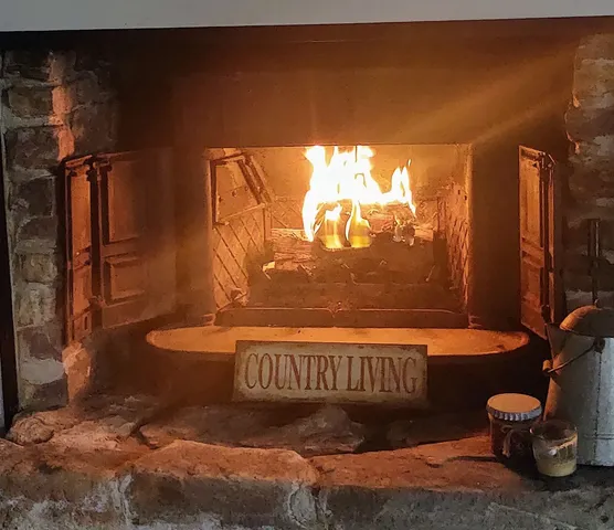 $450,000 | 18 Arrowhead Drive, Huntsville, TX 77320