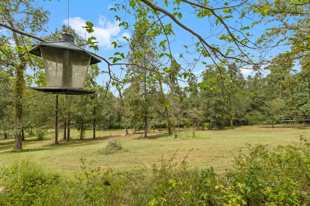 $450,000 | 18 Arrowhead Drive, Huntsville, TX 77320