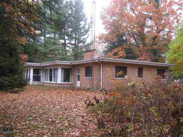 3805 Cribbins Road Avoca, MI 48006 - Photo 2 of 25 31123955-1.JPG