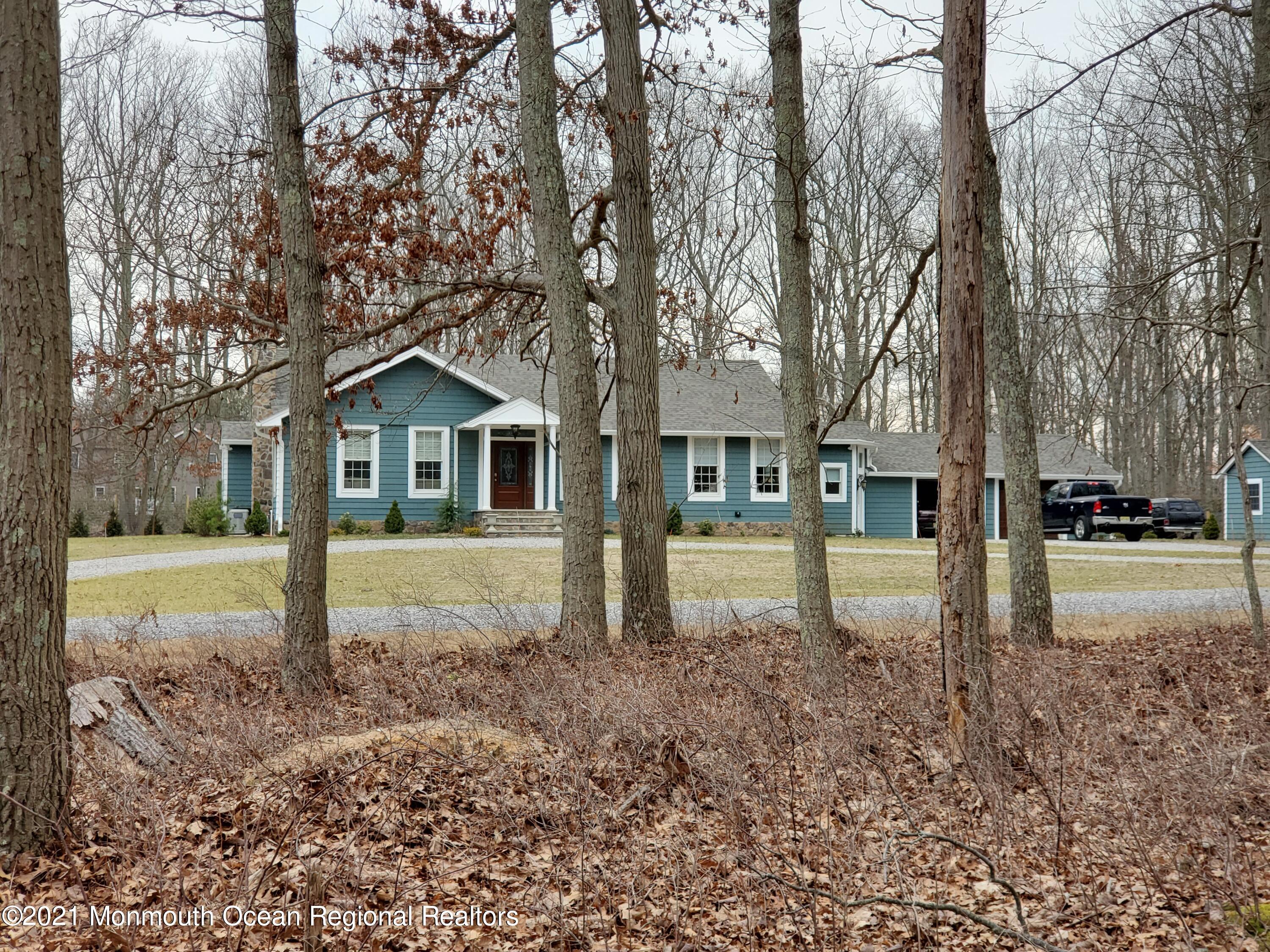 626 West Farms Road Howell, NJ 07731 - Photo 4 of 26 Wooded Lot