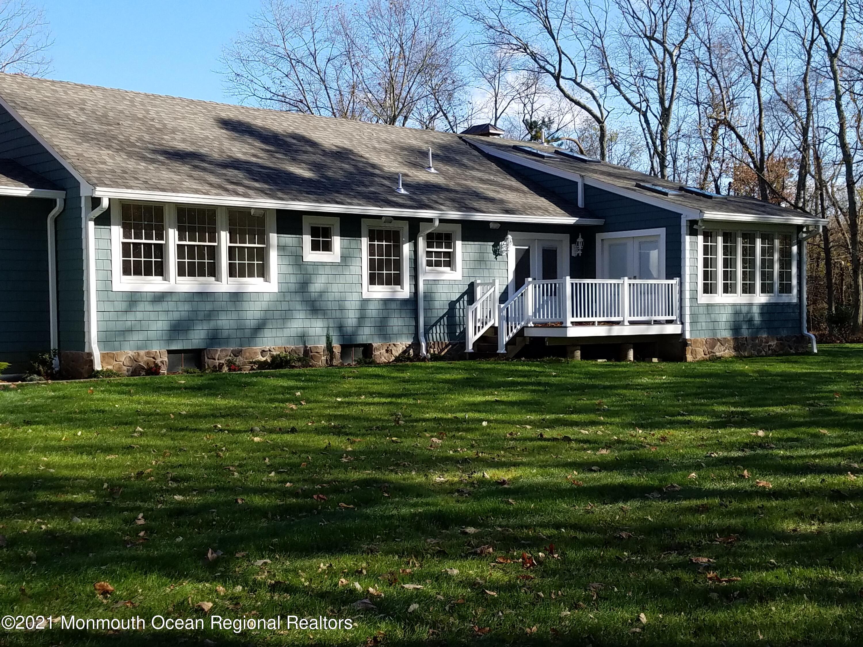 626 West Farms Road Howell, NJ 07731 - Photo 5 of 26 Rear of Home