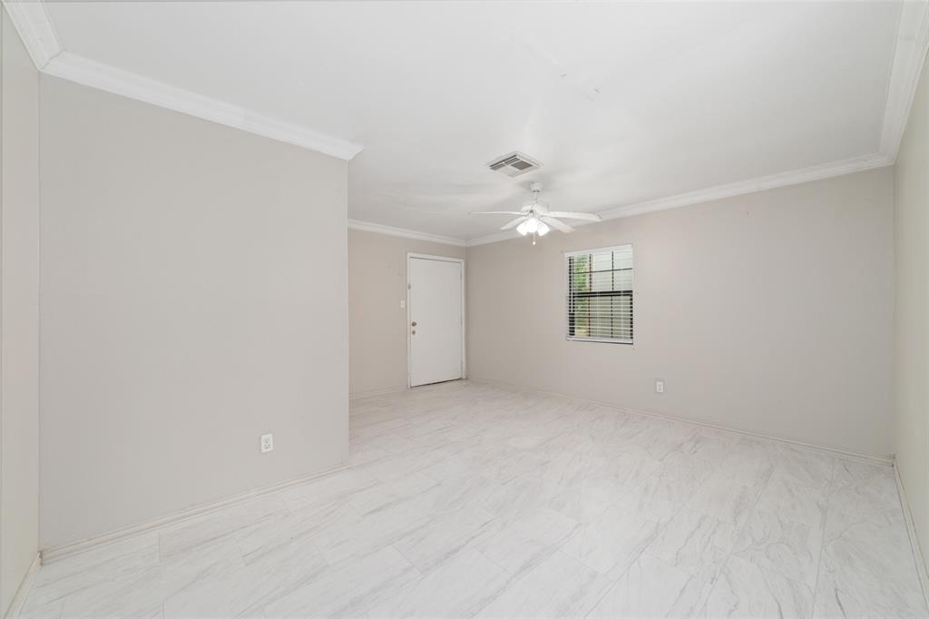 11715 Almeda Genoa Road Houston, TX 77034 - Photo 11 of 22 Gallery Image 11