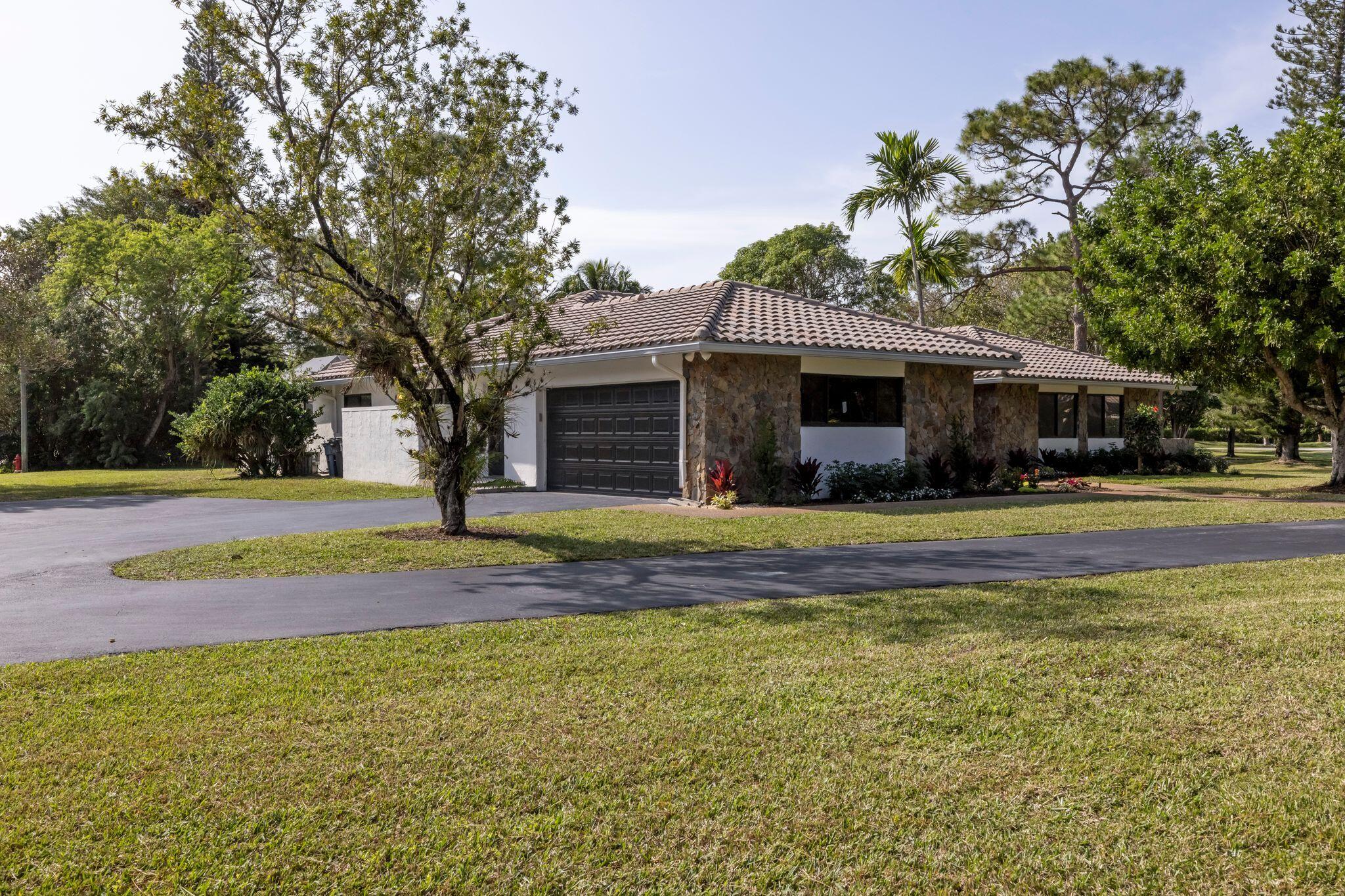 22633 Lemon Tree Ln Boca Raton FL 07