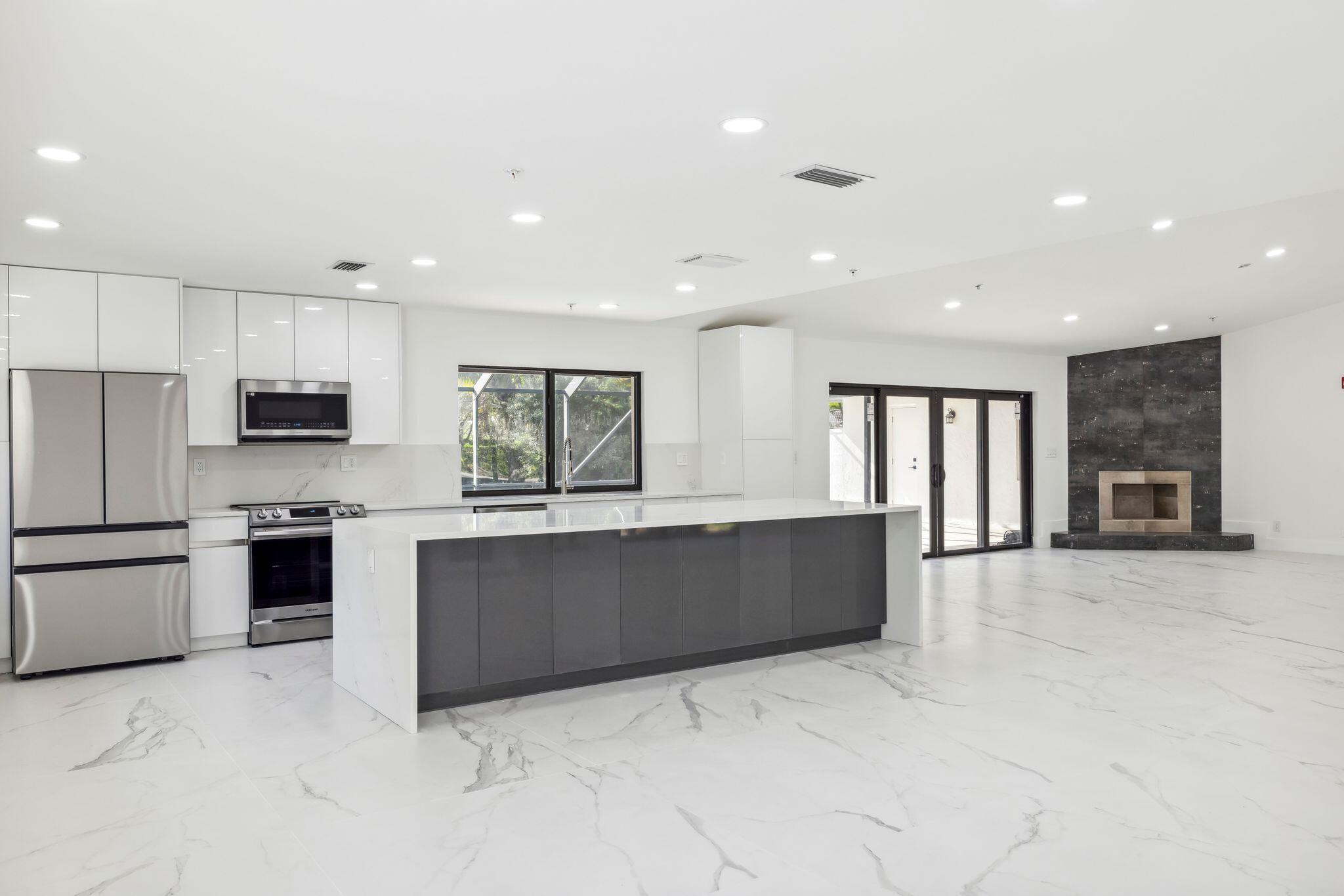 22633 Lemon Tree Lane Boca Raton, FL 33428 - Photo 9 of 54 22633 Lemon Tree Ln Boca Raton FL 11