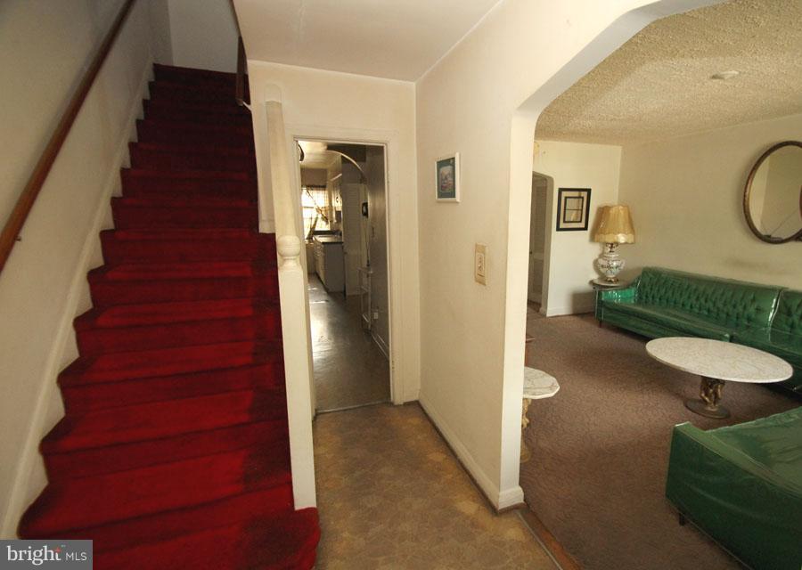5008 Pimlico Road Baltimore, MD 21215 - Photo 2 of 13 Interior (General)