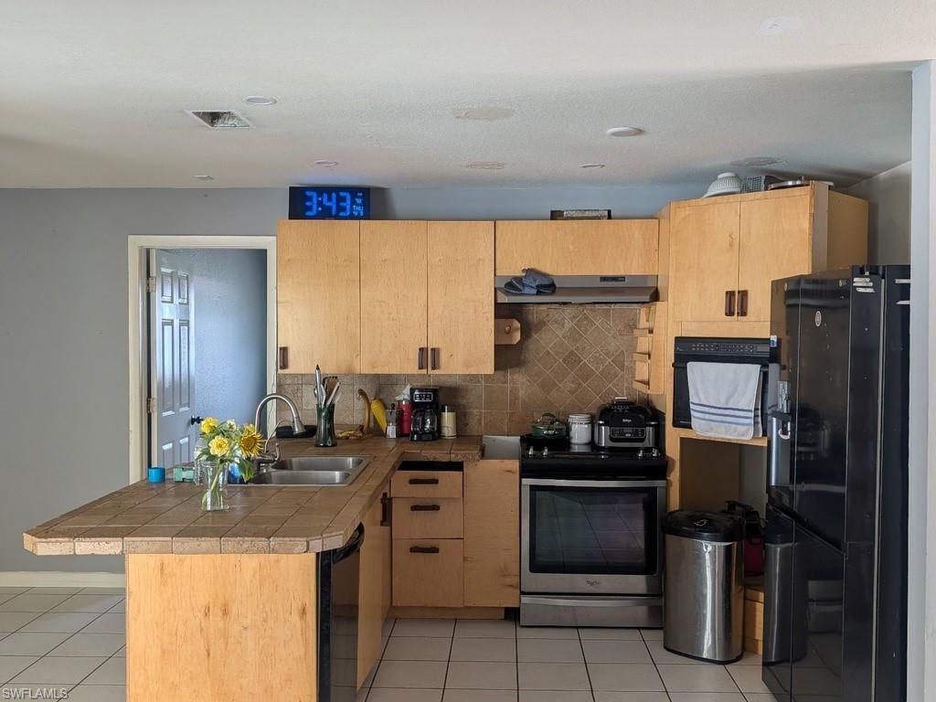 1390 19th Street Southwest Naples, FL 34117 - Photo 8 of 15