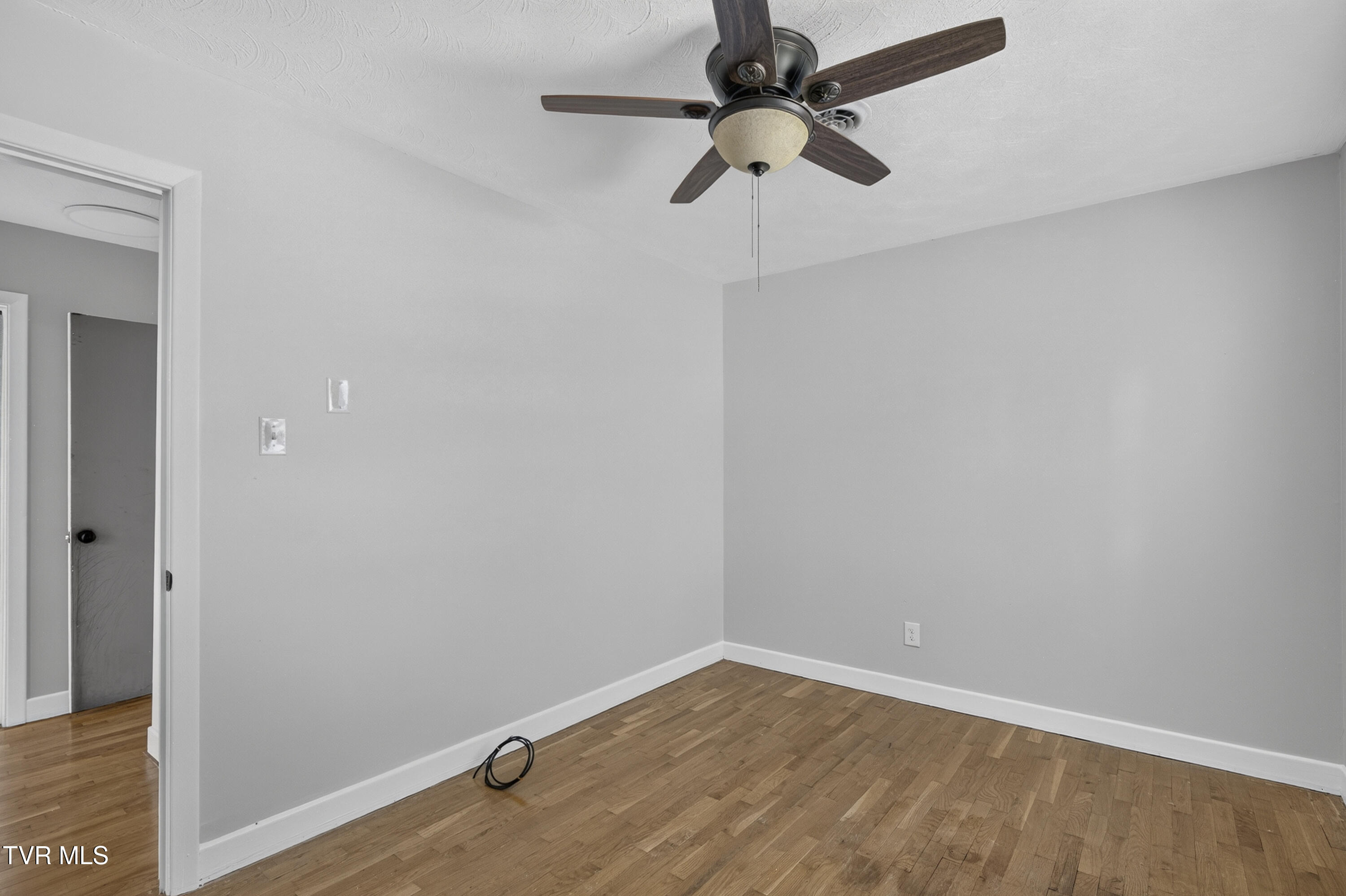 302 Seminole Road Bristol, VA 24201 - Photo 38 of 50 302-Seminole-Rd-36