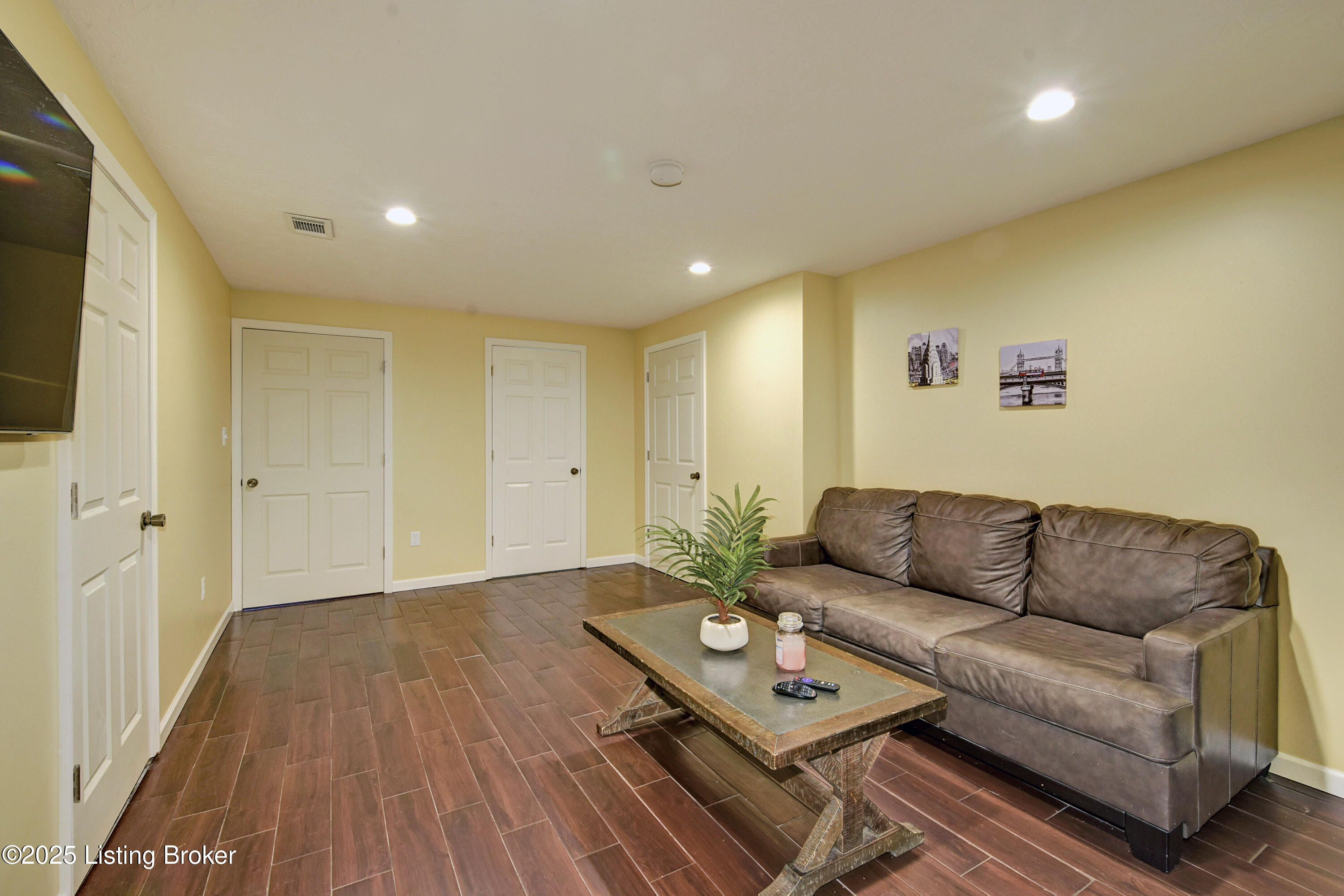 5302 Pendleton Road Louisville, KY 40272 - Photo 34 of 59 _DSC0956_8_9
