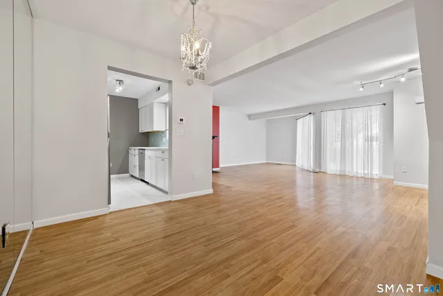 $305,000 | 81 Main Street, Unit 31A, Branford, CT 06405