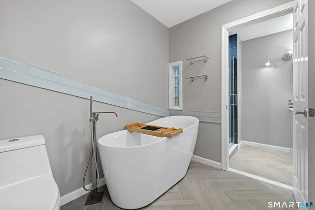 $305,000 | 81 Main Street, Unit 31A, Branford, CT 06405